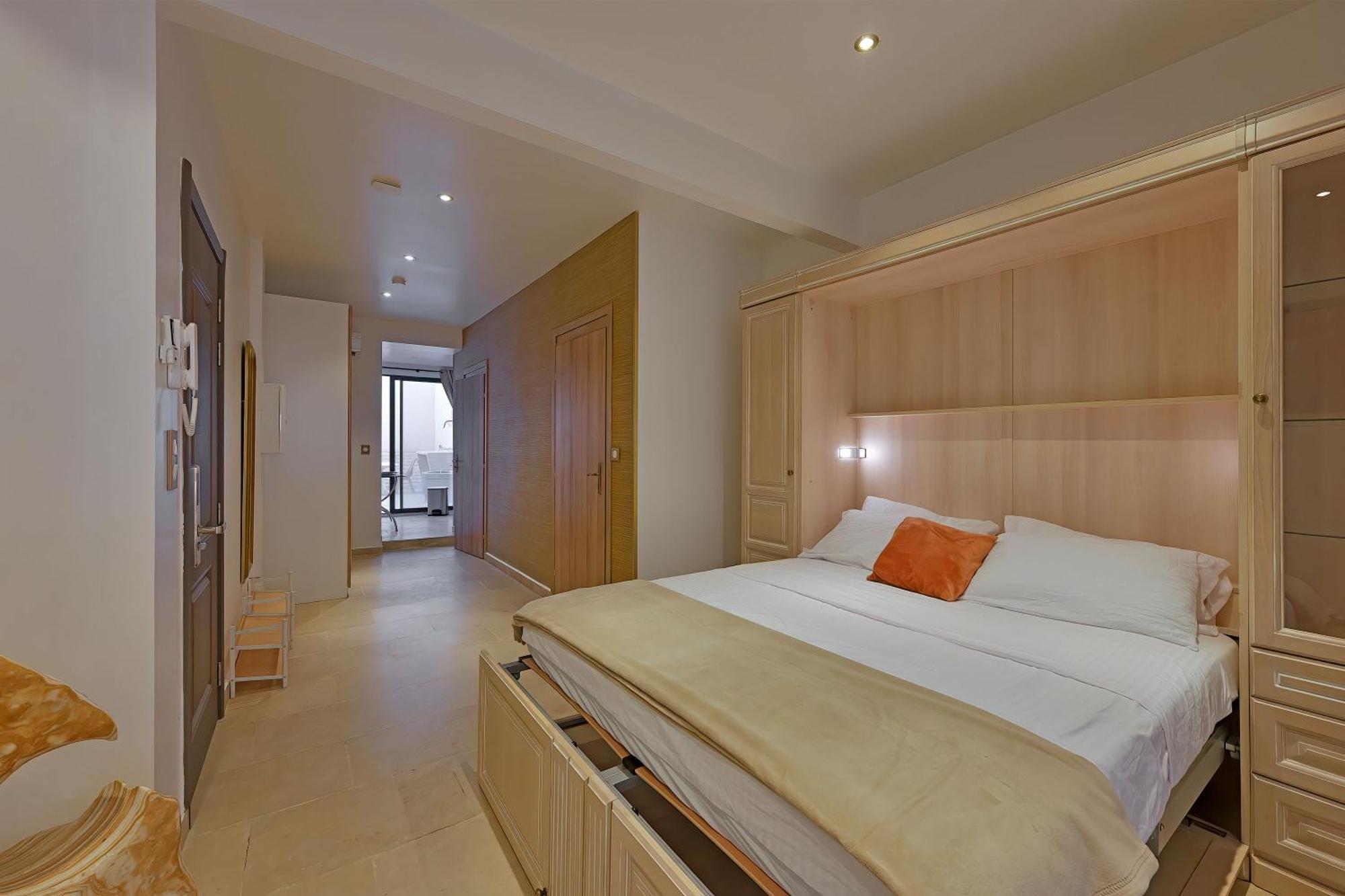 Le 185 - Charme Et Tranquillite Au Coeur D'Avignon Apartment Ngoại thất bức ảnh
